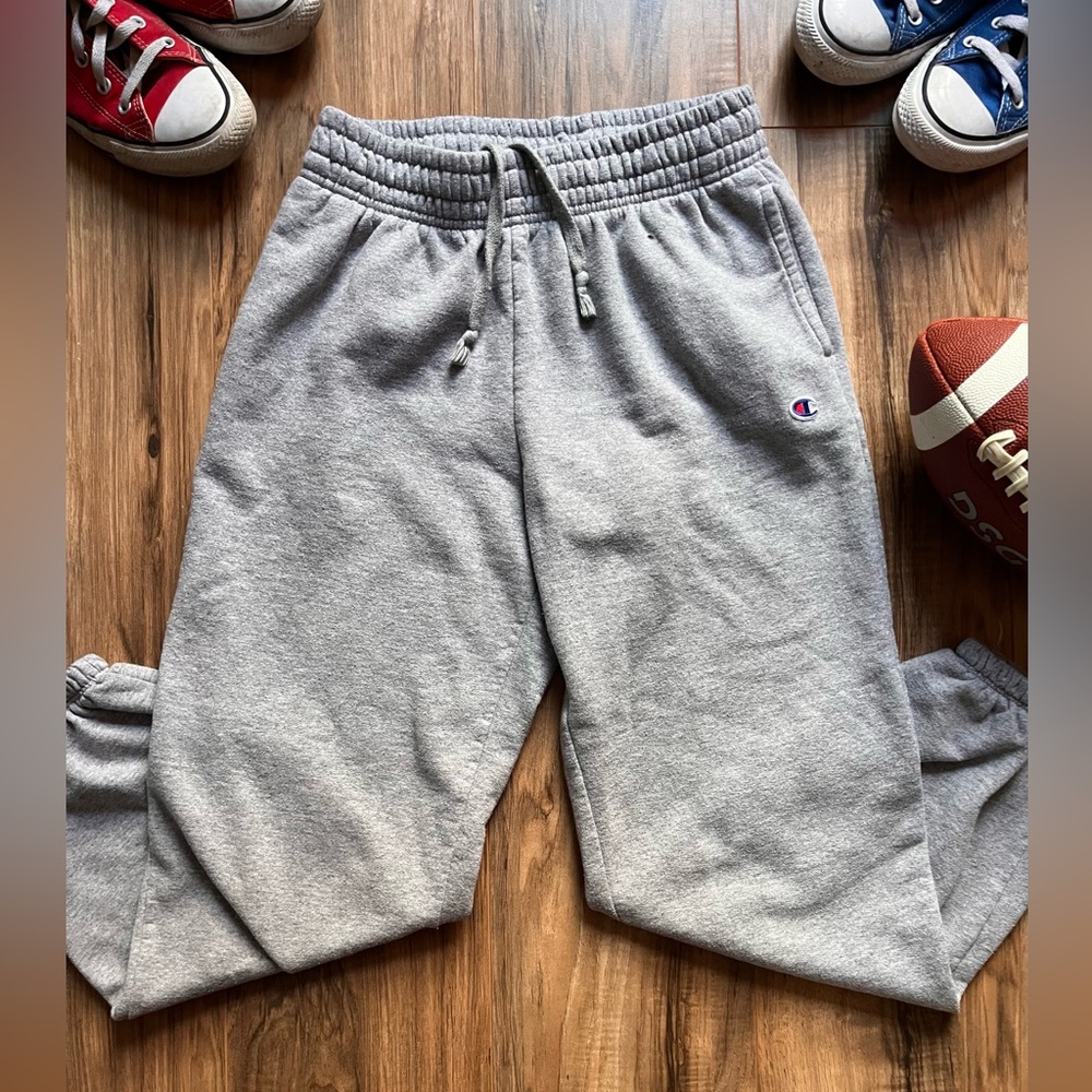 Women’s gray Champion sweatpants.